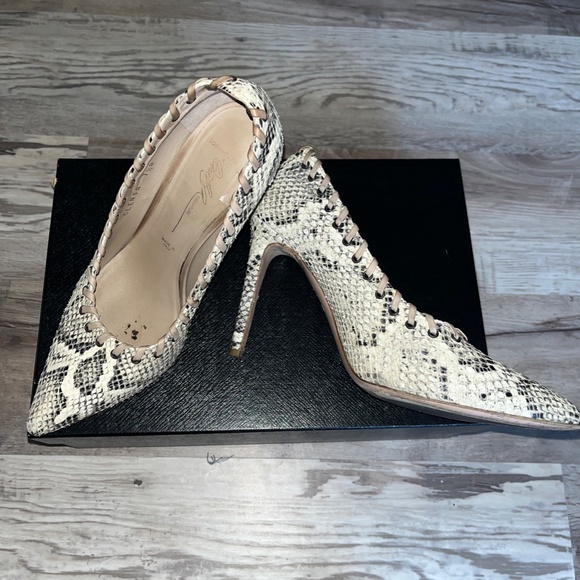 Donald J. Pliner Snake Print Pump With Silver - Picture 6 of 9